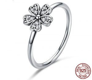 Inel Sparkling Daisy din Argint